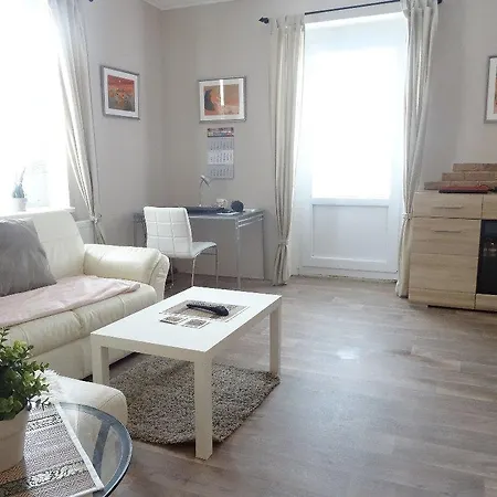 شقة Apartman Bella