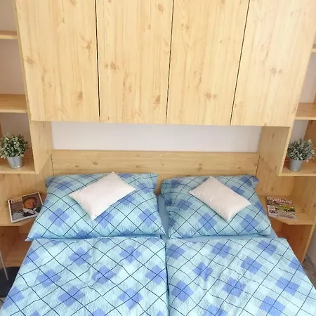 Apartman Bella شقة *